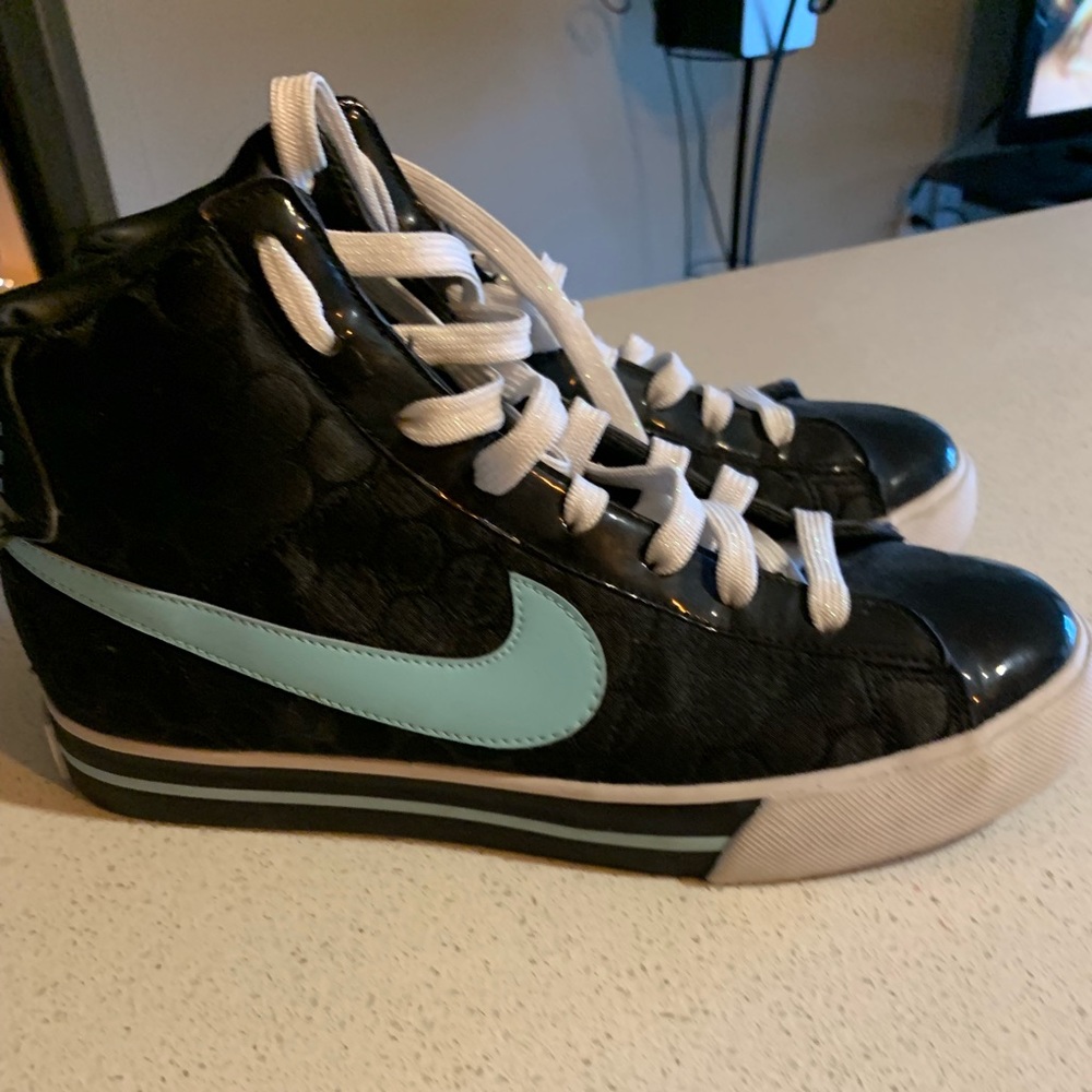 Nike